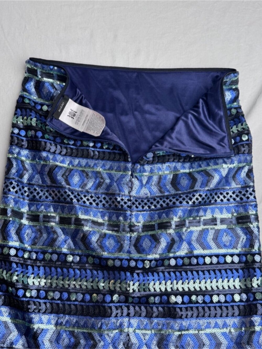 Sequin Pencil Skirt Size 6 Blue Green Geometric Knee Length Riani - Picture 7 of 9